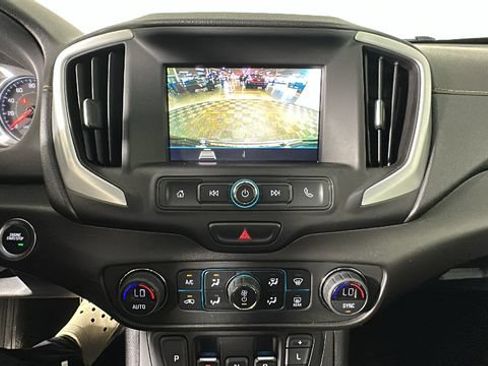 Used 2020 GMC Terrain SLE w/ Driver Convenience Package AWD/4WD image 23
