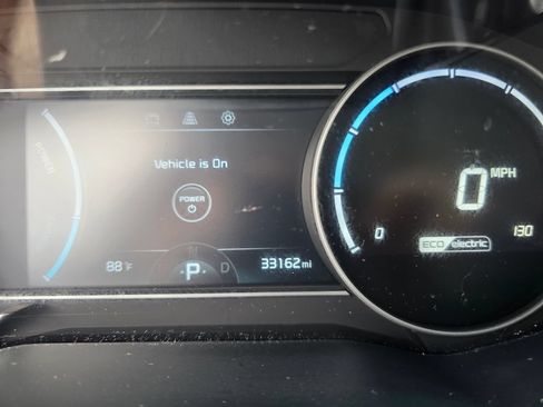 Used 2020 Kia Niro EX FWD image 21