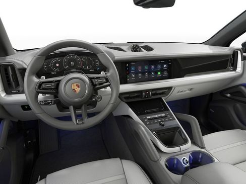Certified 2026 Porsche Cayenne S AWD/4WD image 3