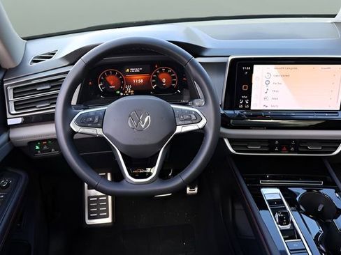 New 2026 Volkswagen Atlas Peak Edition AWD/4WD image 15