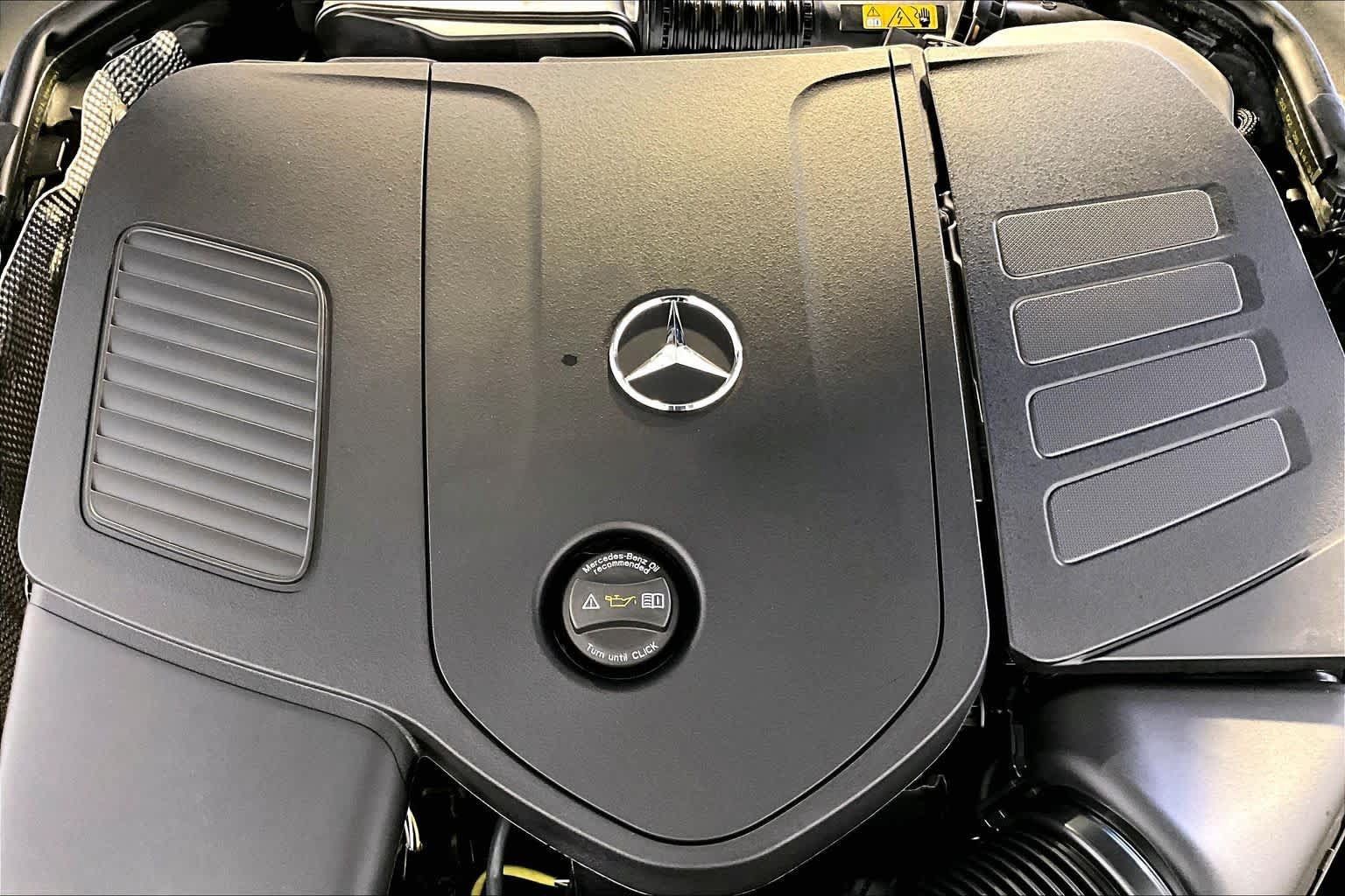 New 2026 Mercedes-Benz C 300 4MATIC Sedan image 15