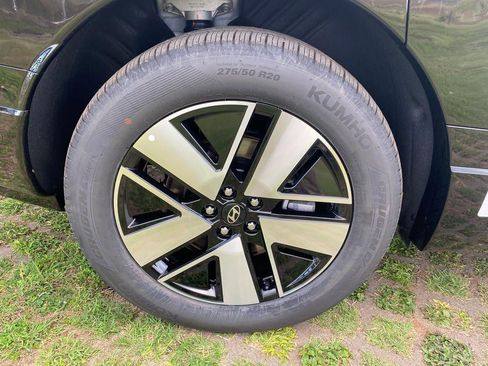 New 2026 Hyundai Ioniq 9 SEL image 9