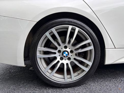 Used 2017 BMW 340i Sedan RWD image 17