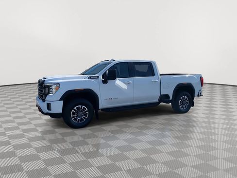 Used 2023 GMC Sierra 3500 AT4 w/ AT4 Preferred Package AWD/4WD image 3