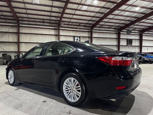 Used 2015 Lexus ES 350 w/ Luxury Package image 7