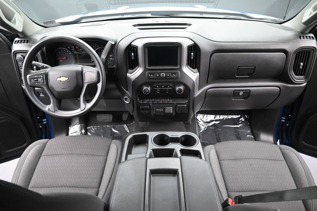 Certified 2024 Chevrolet Silverado 1500 Custom w/ Turbomax Blackout Package AWD/4WD image 16