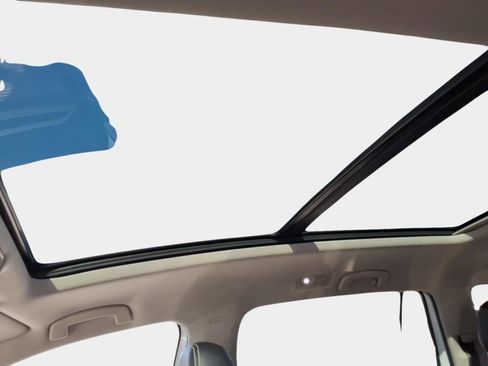 Used 2023 Volkswagen Atlas SE w/ Panoramic Sunroof Package image 30