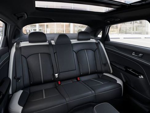 New 2026 Kia K5 GT-Line image 17