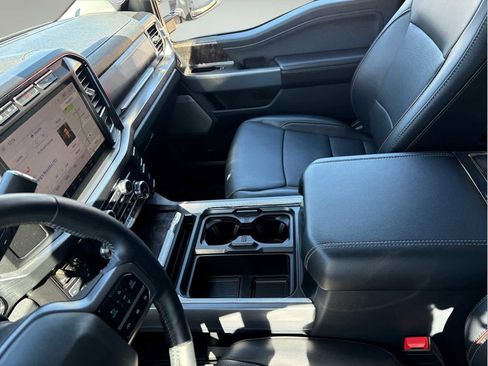 Used 2024 Ford F250 Lariat image 22