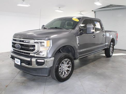 Used 2022 Ford F250 Lariat w/ Lariat Ultimate Package image 3