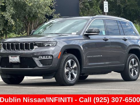 Used 2023 Jeep Grand Cherokee 4WD 4xe w/ Luxury Tech Group II image 8