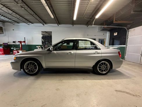 Used 2002 Subaru Impreza WRX Sedan AWD/4WD image 4