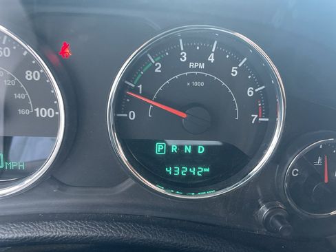 Used 2017 Jeep Wrangler Sport AWD/4WD image 10