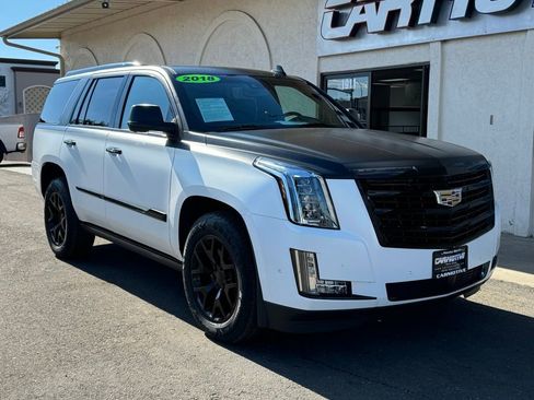 Used 2018 Cadillac Escalade Platinum image 1