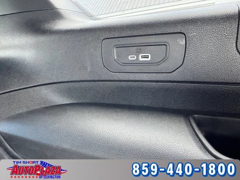 Used 2021 Jeep Grand Cherokee L Summit w/ Luxury Tech Group V AWD/4WD image 45