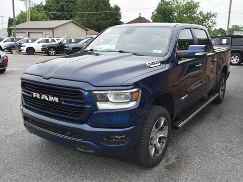 Used 2019 RAM 1500 Big Horn AWD/4WD image 9