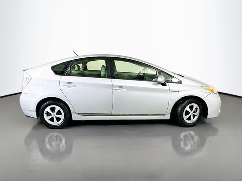 Used 2012 Toyota Prius Two FWD image 8