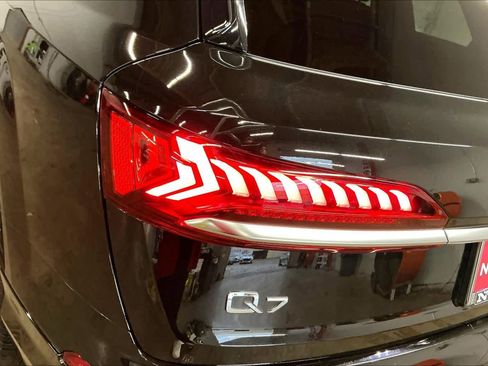 Used 2022 Audi Q7 2.0T Premium image 31