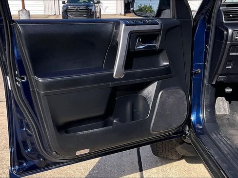 Used 2024 Toyota 4Runner SR5 image 21