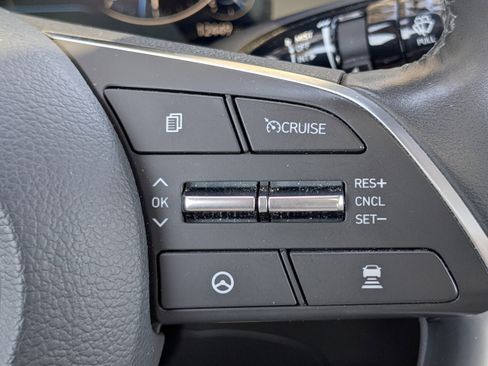 Certified 2023 Hyundai Sonata SEL w/ Convenience Package image 28