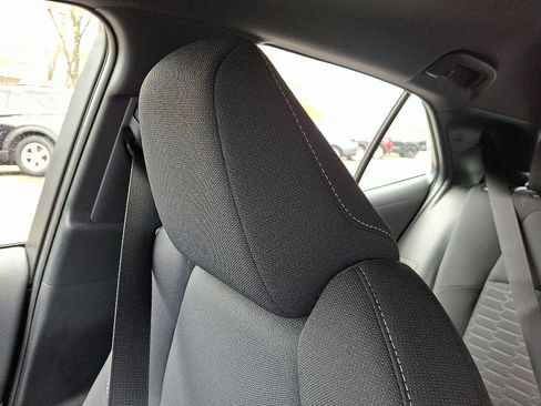 Used 2022 Toyota Corolla Hatchback image 17