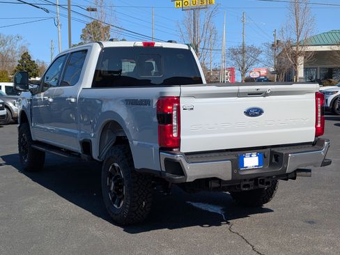 New 2026 Ford F250 Lariat w/ Tremor Off-Road Package image 13