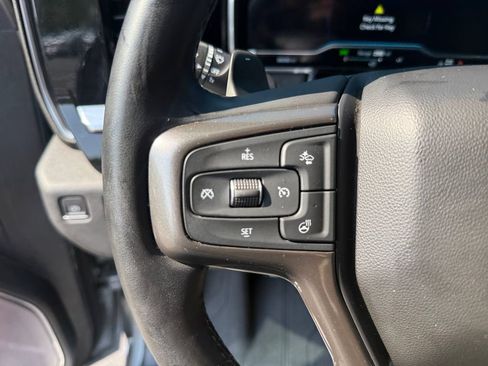 Used 2023 Chevrolet Silverado 1500 High Country w/ High Country Premium Package AWD/4WD image 35