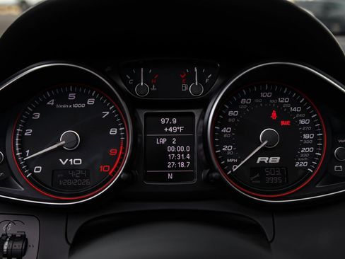 Used 2011 Audi R8 V10 AWD/4WD image 37