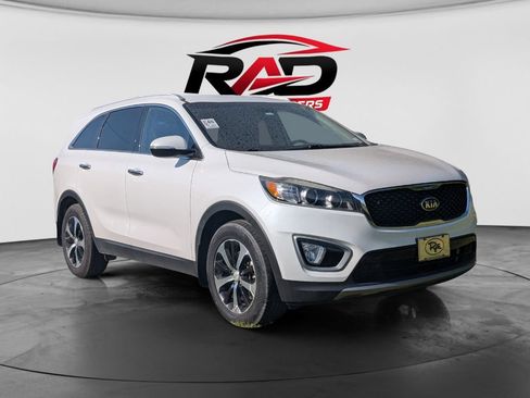 Used 2017 Kia Sorento EX FWD image 2