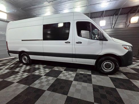 Used 2019 Mercedes-Benz Sprinter 170 image 9