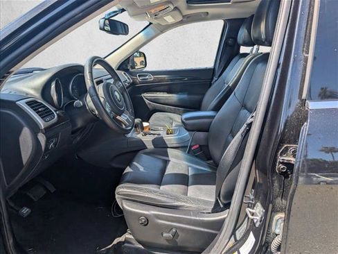 Used 2013 Jeep Grand Cherokee Laredo AWD/4WD image 15