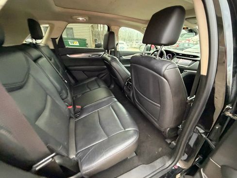 Used 2017 Cadillac XT5 Luxury w/ Driver Awareness Package image 27