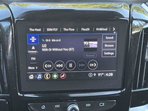Used 2023 Chevrolet Traverse LT AWD/4WD image 4