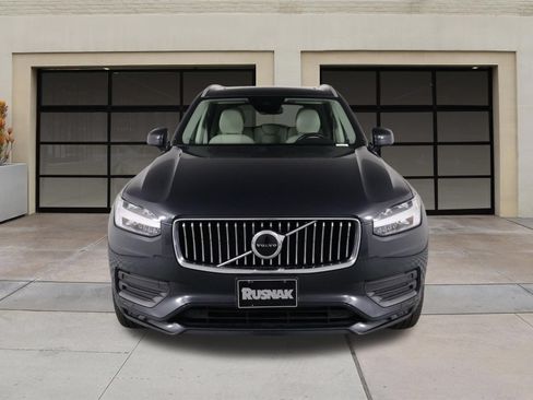 Used 2022 Volvo XC90 T5 Momentum w/ Protection Package Premier AWD/4WD image 6