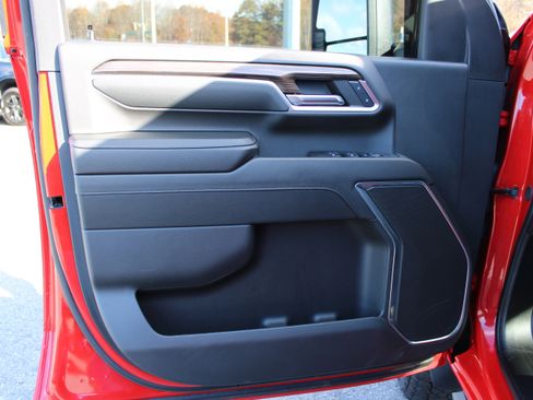 Used 2024 Chevrolet Silverado 2500 LT image 16