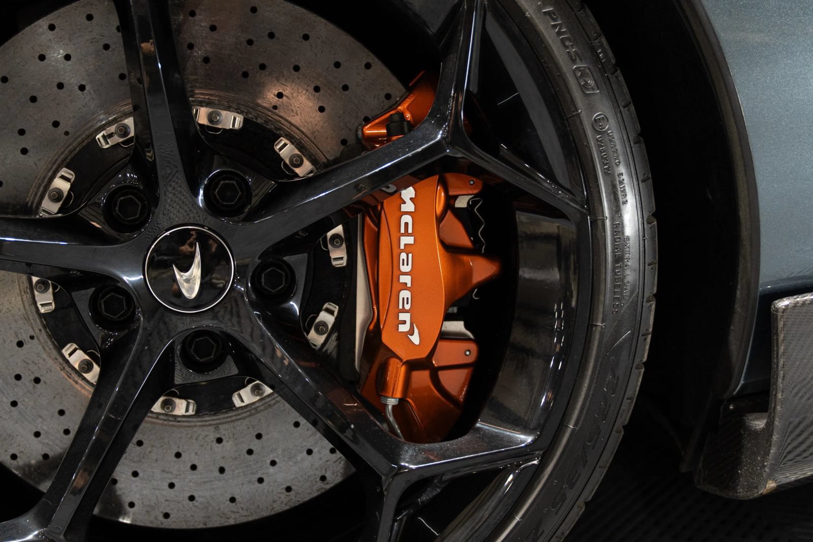 Used 2019 McLaren 600LT RWD image 15