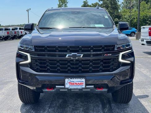 Used 2023 Chevrolet Tahoe Z71 w/ Z71 Off-Road Package AWD/4WD image 9
