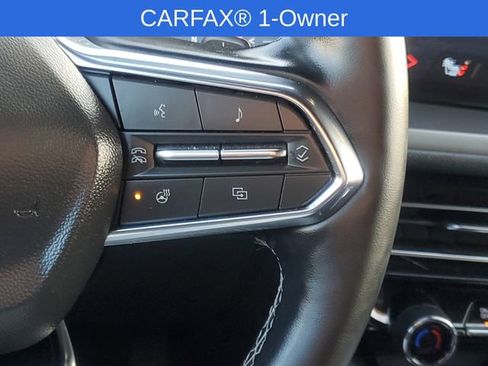 Used 2025 Chevrolet Traverse LT image 19