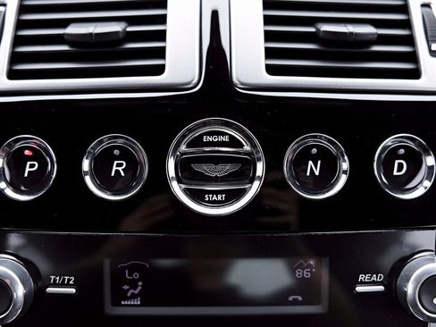 Used 2014 Aston Martin DB9 Coupe RWD image 79