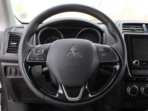 Used 2023 Mitsubishi Outlander Sport SE AWD/4WD image 10