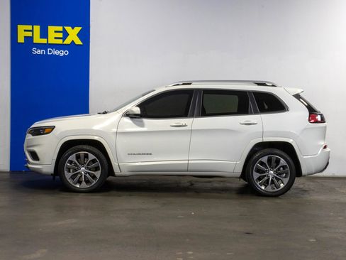 Used 2019 Jeep Cherokee Overland w/ Trailer Tow Group image 2