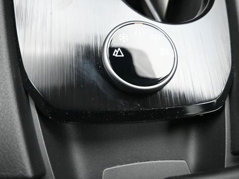 New 2026 Nissan Rogue SV image 22