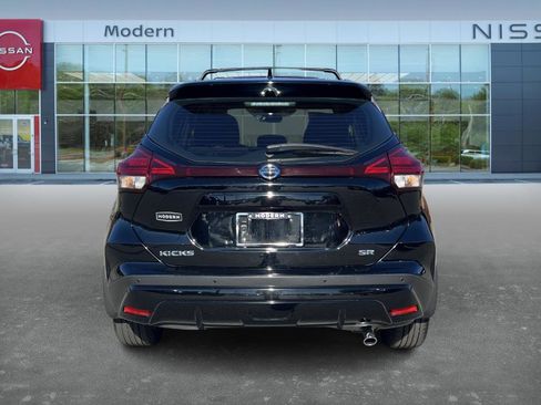 Certified 2021 Nissan Kicks SR w/ Interior Electronics Package image 6