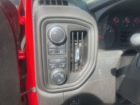 Used 2021 Chevrolet Silverado 1500 Custom image 9