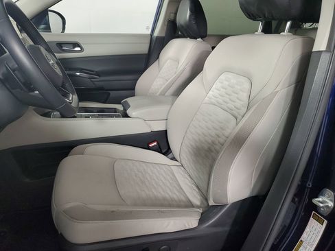 Used 2022 Nissan Pathfinder SV FWD image 12