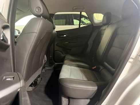 New 2026 Chevrolet Trax LT w/ LT Convenience Package FWD image 20