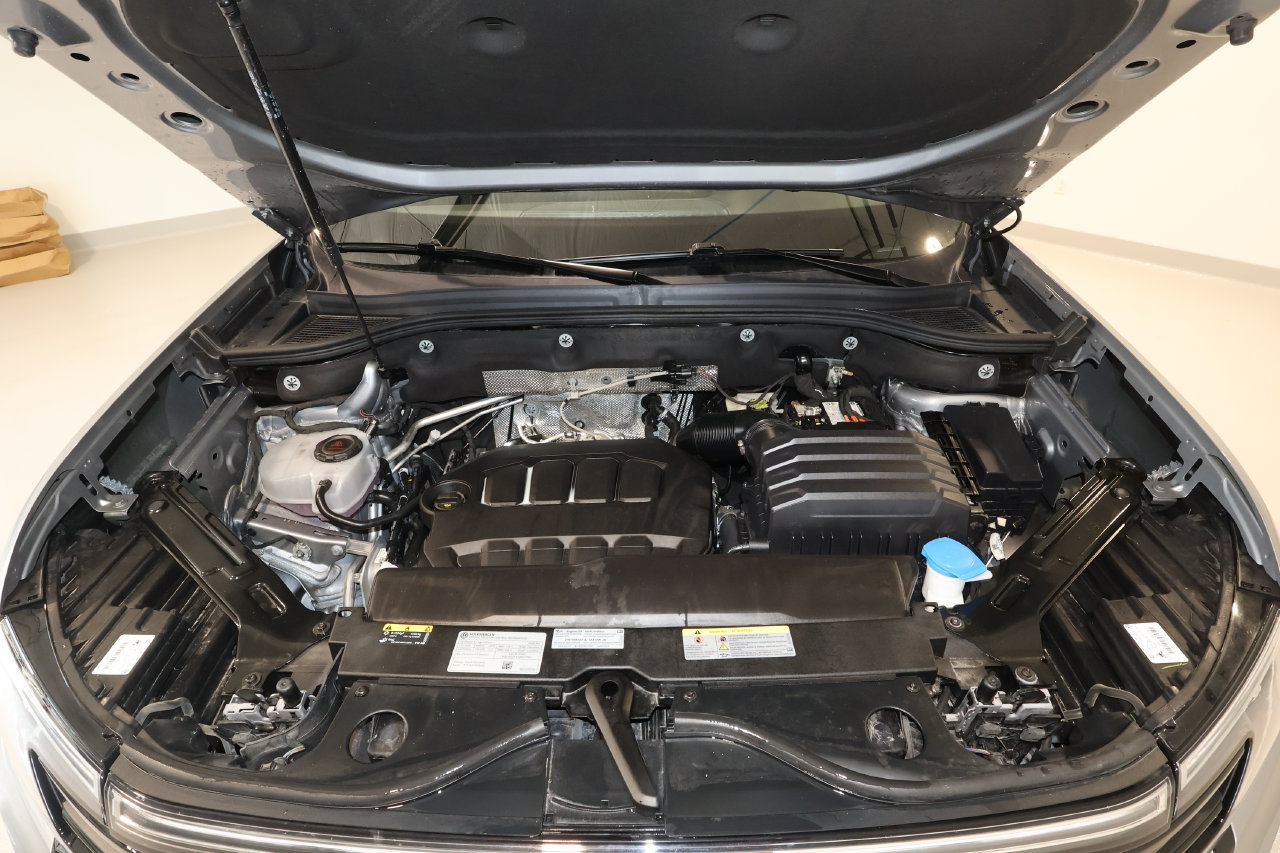 Used 2026 Volkswagen Atlas Cross Sport SE FWD image 29