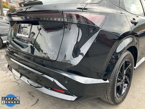 Used 2023 Nissan Ariya AWD image 82