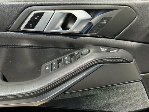 Used 2019 BMW X5 xDrive40i w/ Convenience Package AWD/4WD image 24