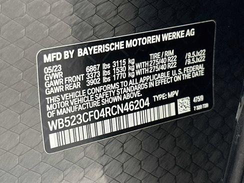 Used 2024 BMW iX xDrive50 w/ Sport Package AWD/4WD image 32